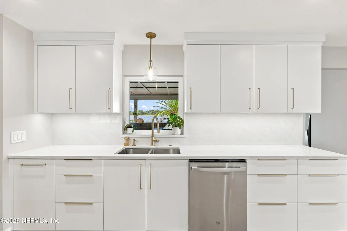 Photo of 5392 HECKSCHER Drive