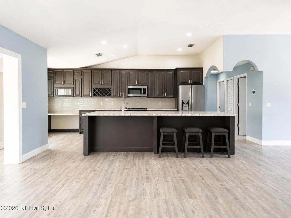 Photo of 7 WINTERBERRY Place