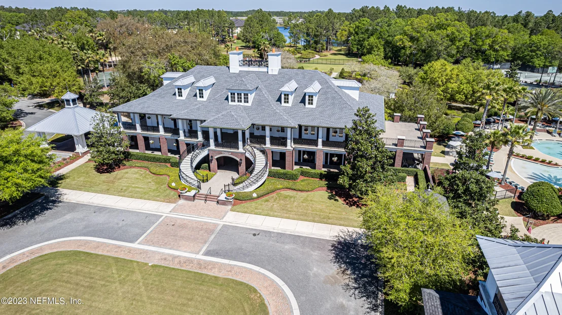 Photo of 1047 MOOSEHEAD Drive