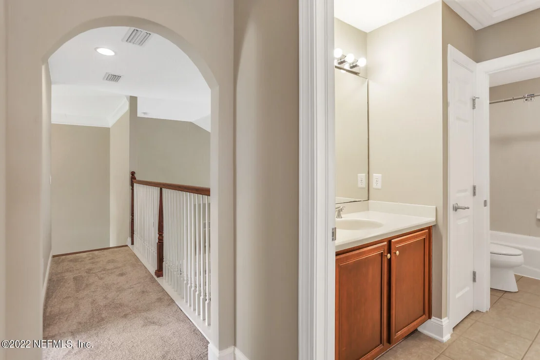 Photo of 275 STONEWELL Drive