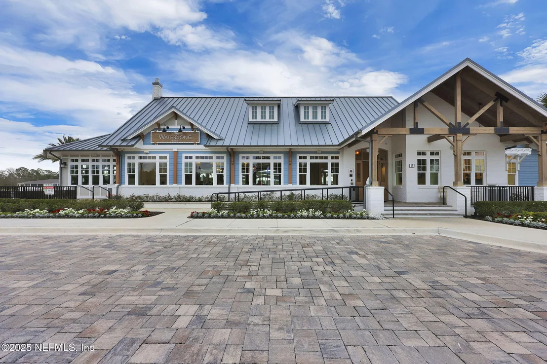 Photo of 243 PINELLAS Way