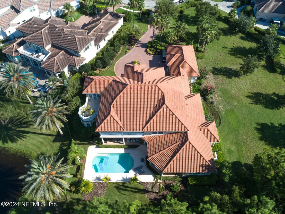 Photo of 752 PROMENADE POINTE Drive