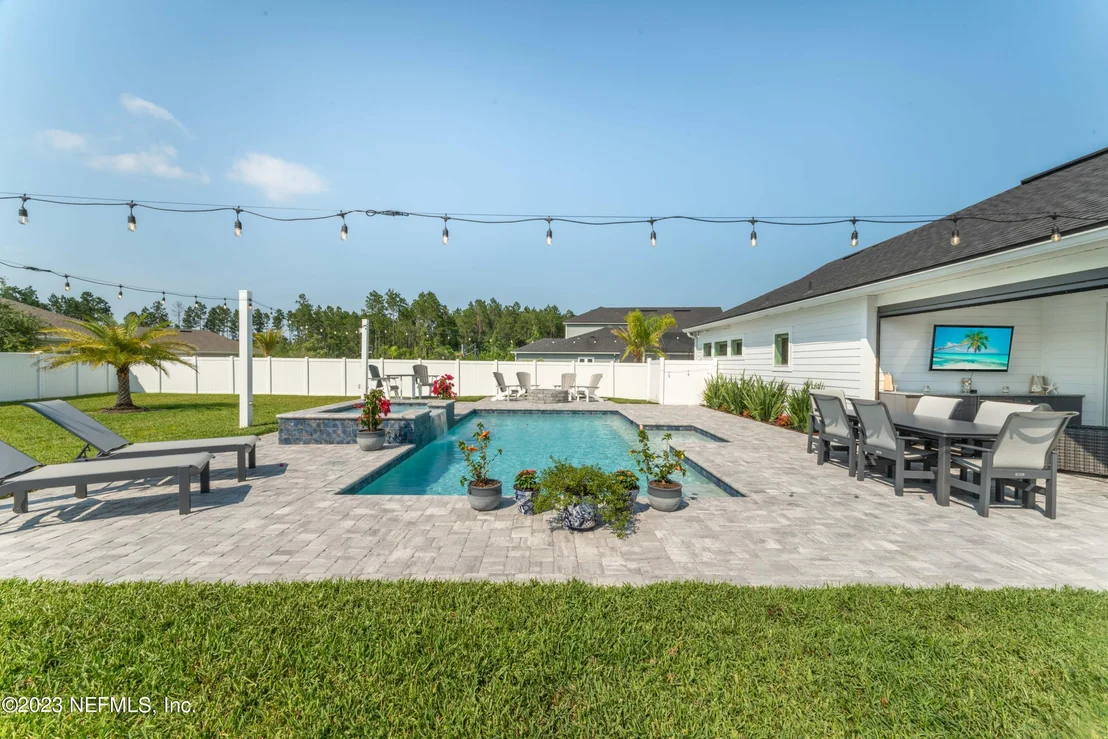 Photo of 157 CATESBY Lane