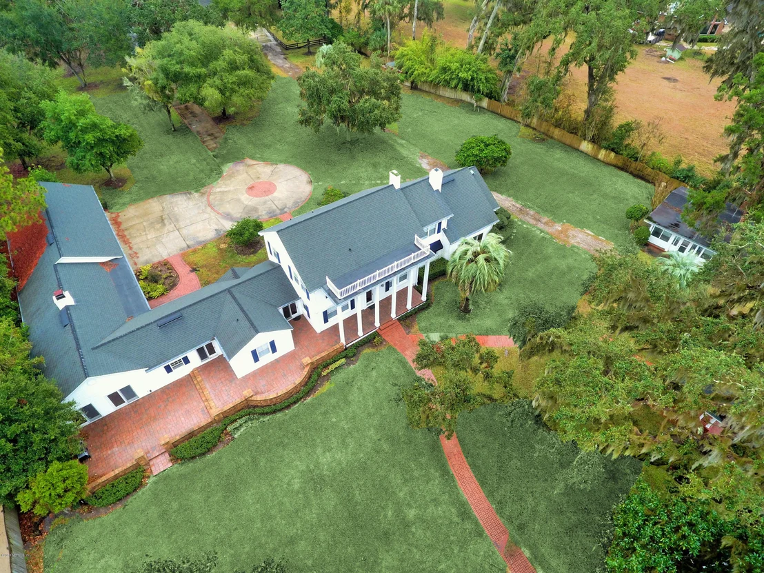 Photo of 1250 HERON POINT Road