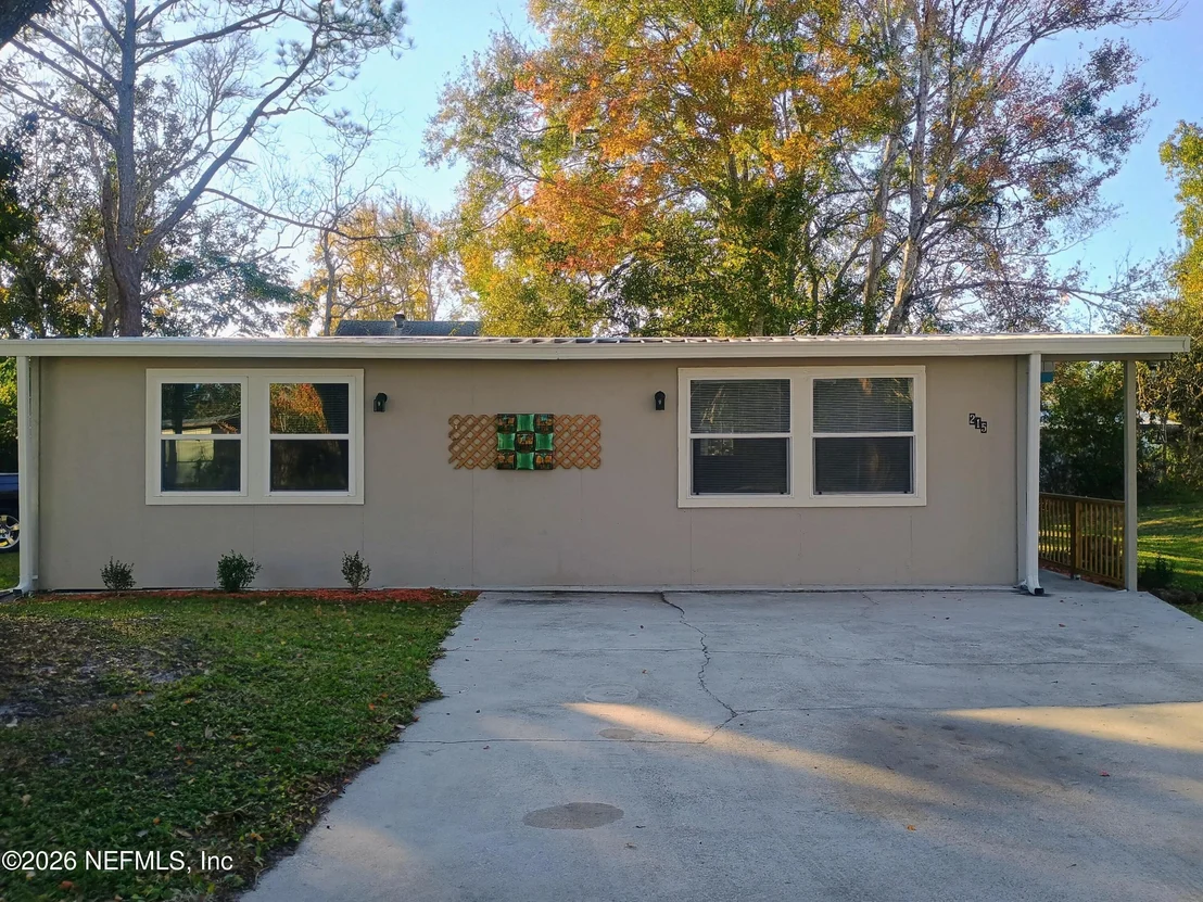 Photo of 215 PINE TREE Trail