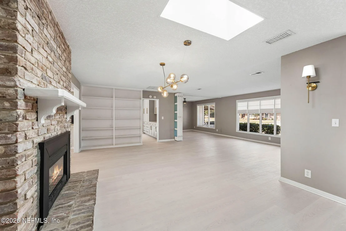 Photo of 7955 PINE LAKE Road