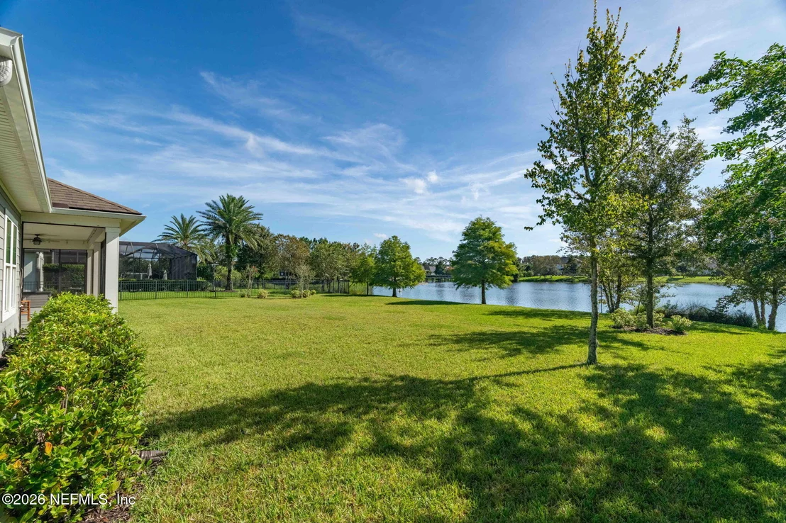 Photo of 183 FREMONT Avenue