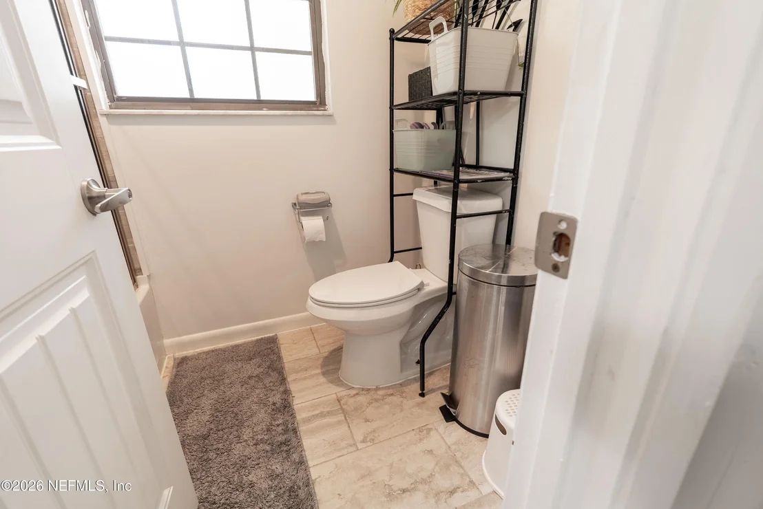 Photo of 1701 JONES Road