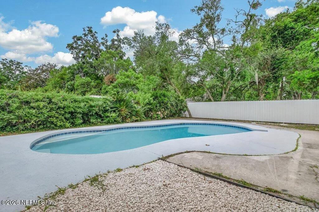 Photo of 536 SAPELO Road