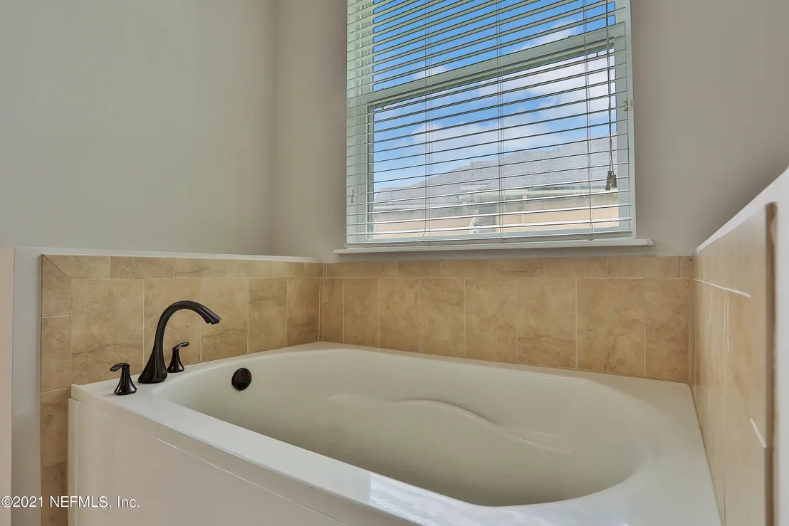 Photo of 396 WILLOW WINDS Parkway