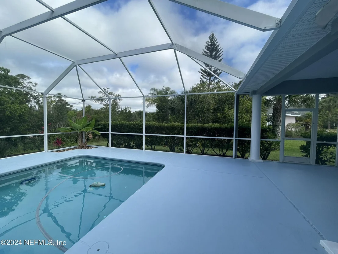 Photo of 135 HERONS NEST Lane
