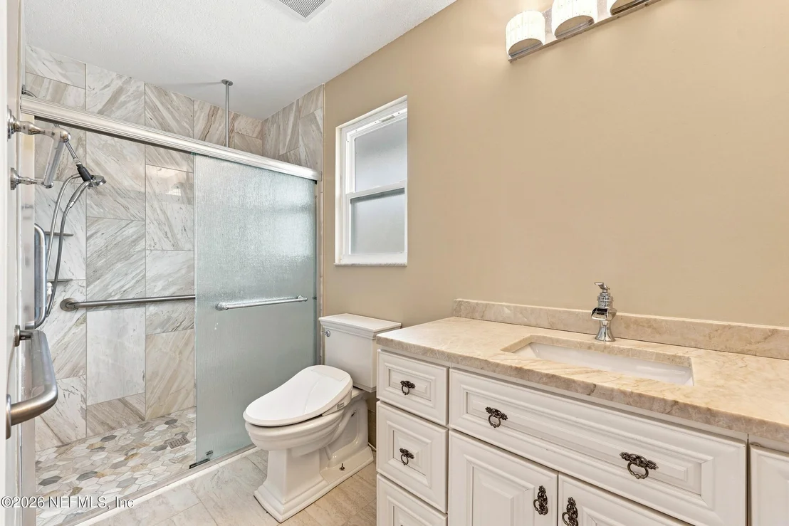 Photo of 2069 MONMOUTH Circle