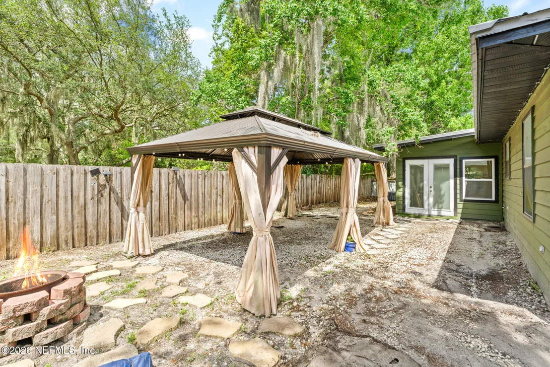 Photo of 111 SWALLOW Road