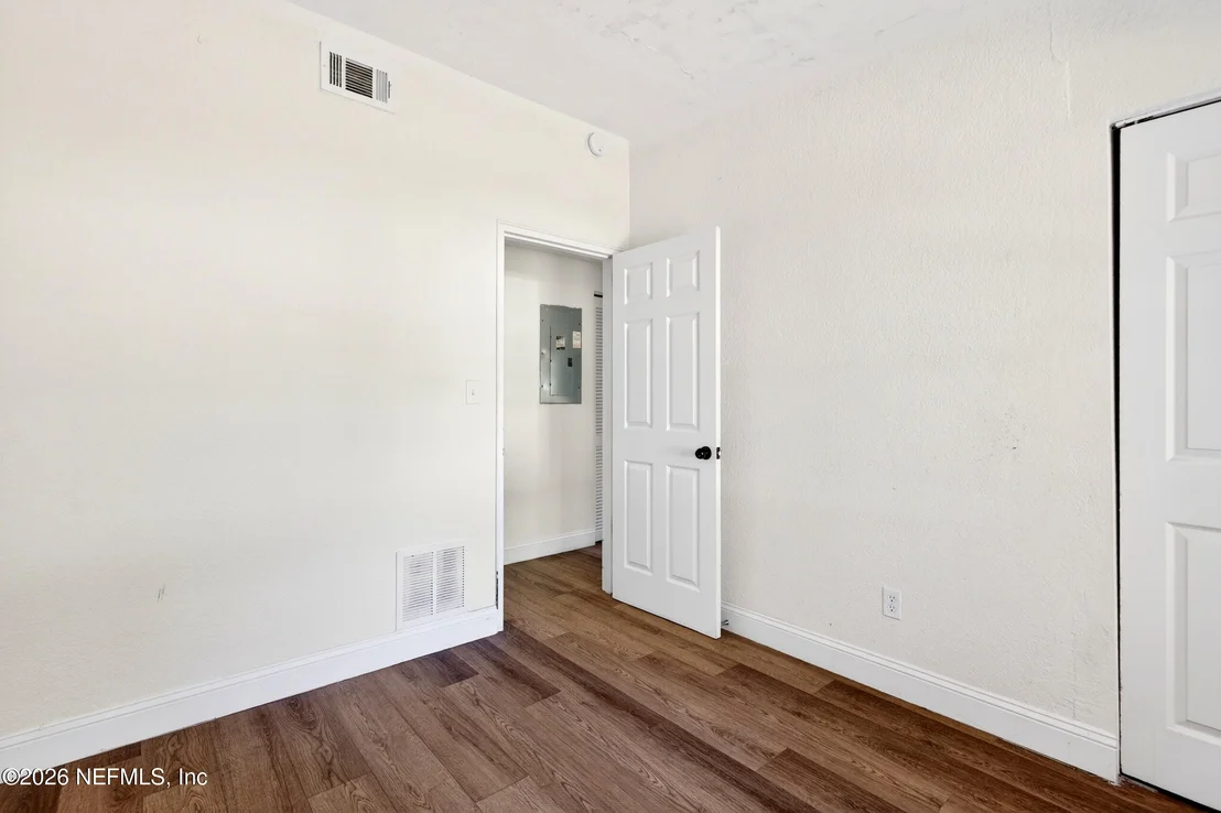 Photo of 5671 VERBENA Road