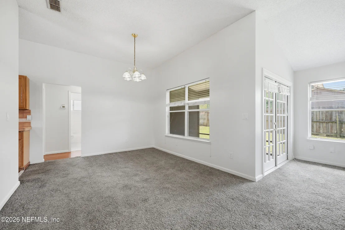 Photo of 6112 WINDING BRIDGE Drive