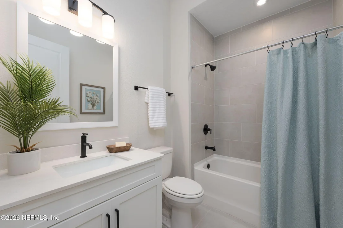 Photo of 329 PELTON Place