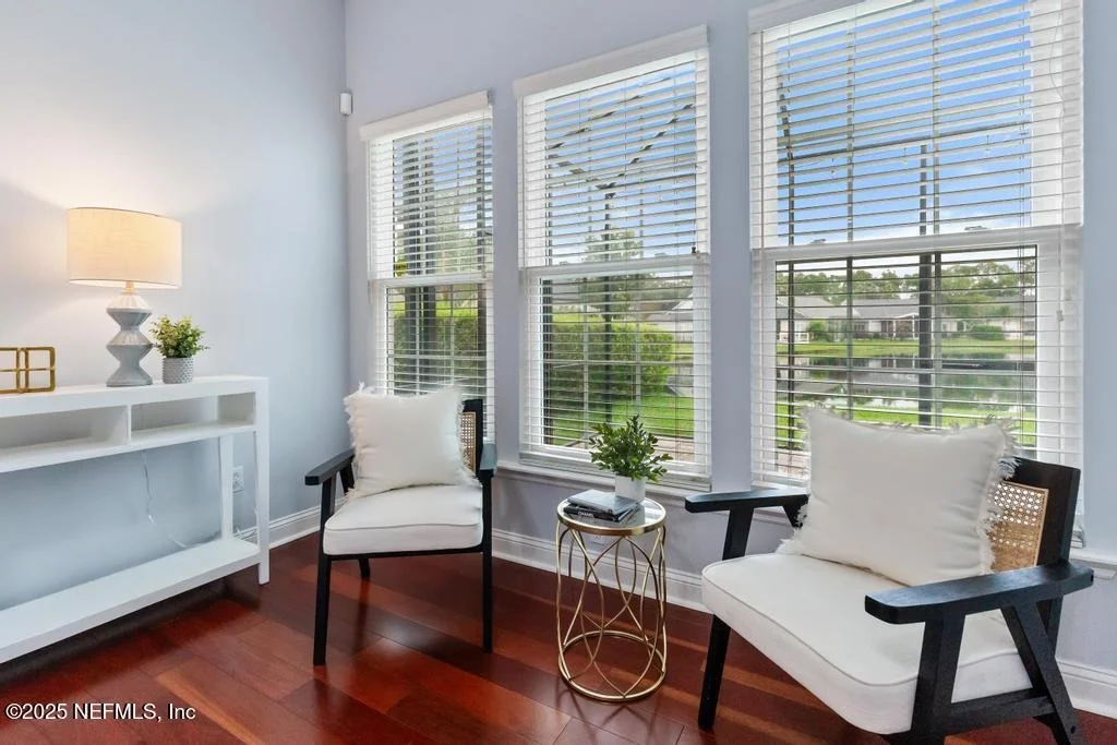Photo of 902 EAGLE POINT Drive