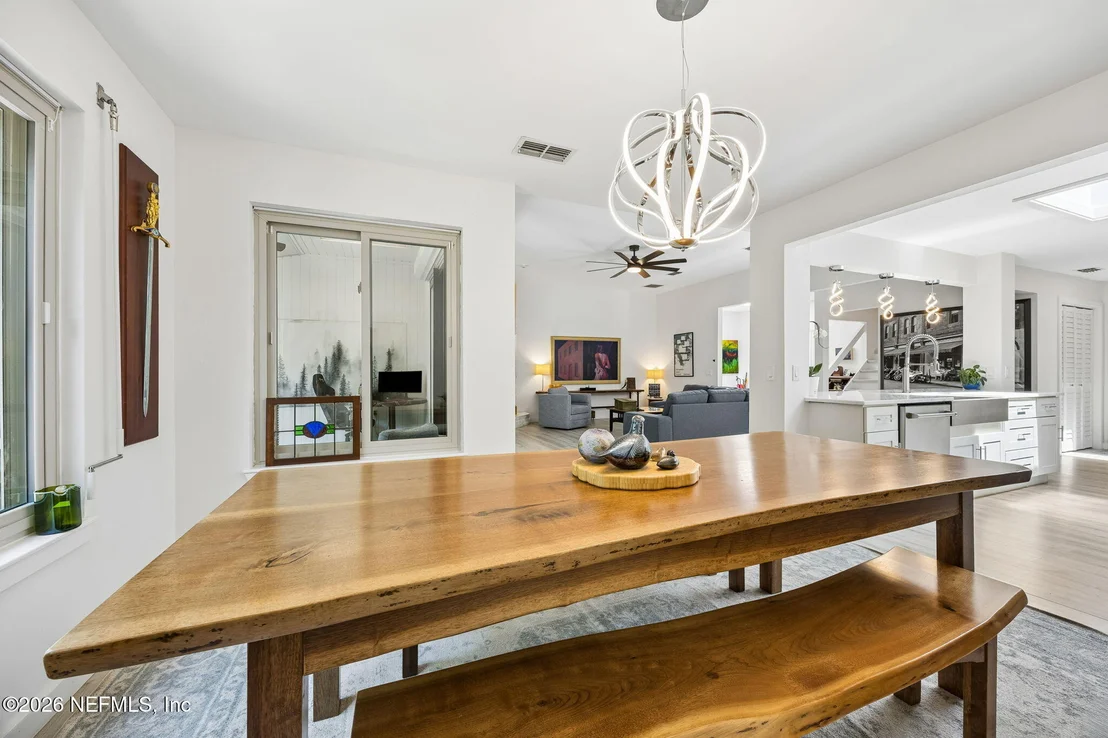 Photo of 330 GARDEN Lane