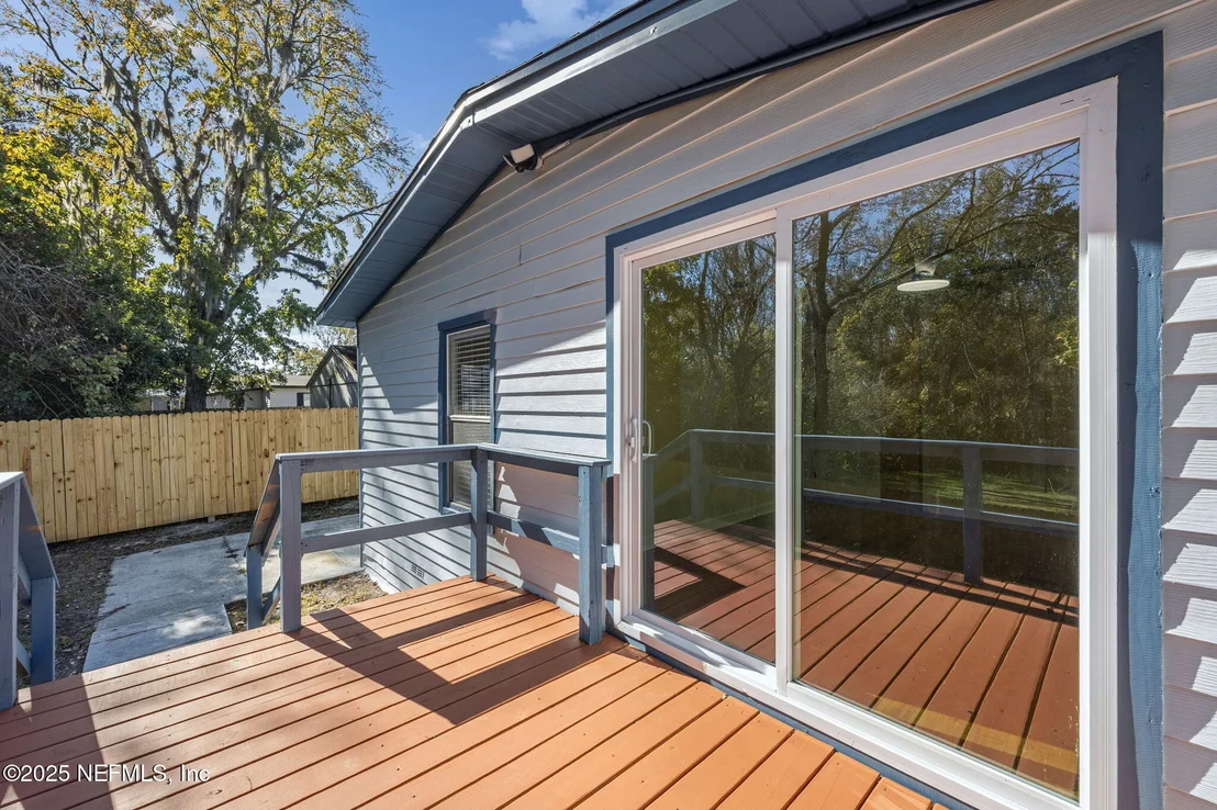 Photo of 7611 MCCOWAN Drive