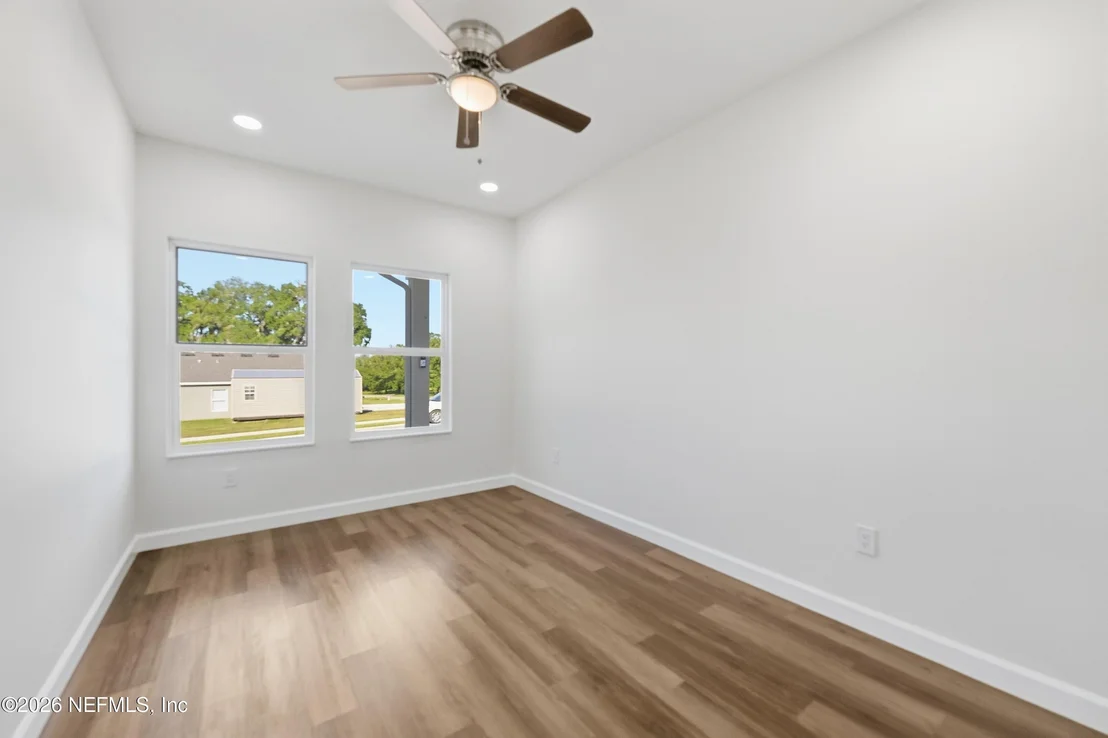 Photo of 115 SIESTA Circle