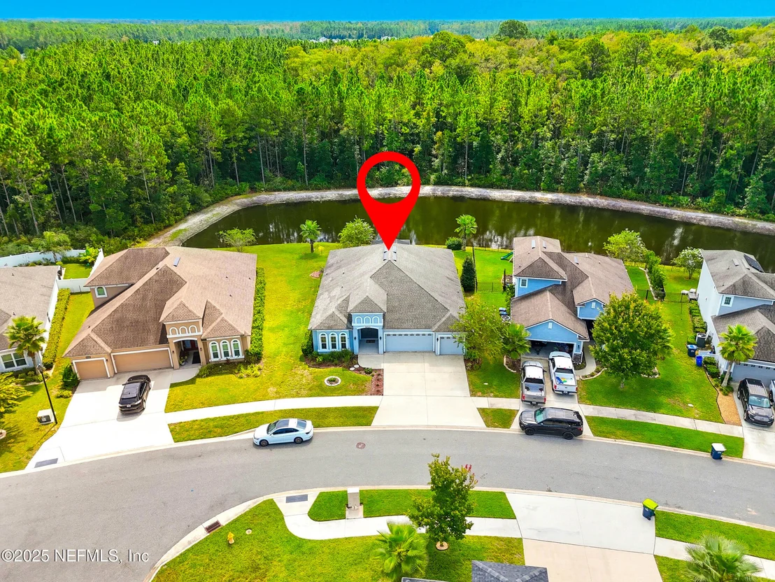 Photo of 96072 BREEZEWAY Court