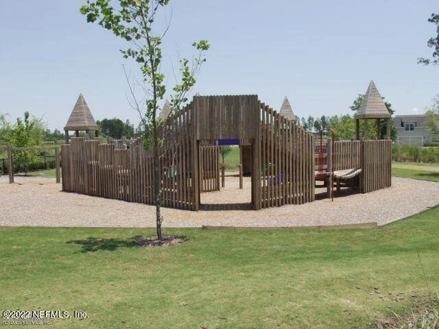 Photo of 816 EAGLE POINT Drive