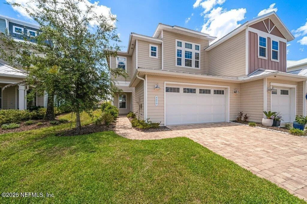Photo of 457 MARQUESA Circle