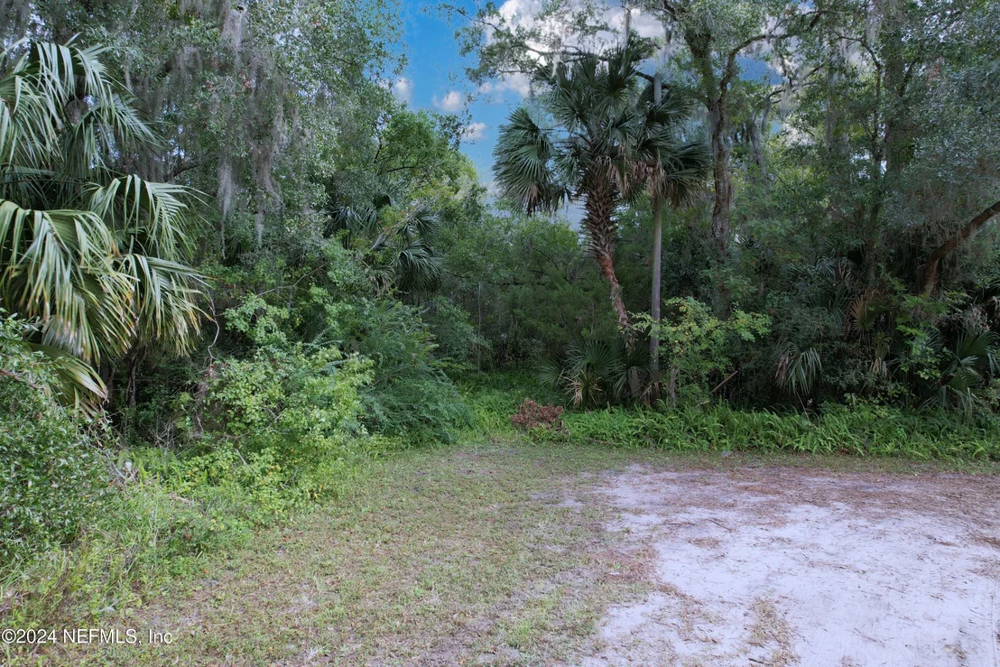 Photo of 725 HELEN Street