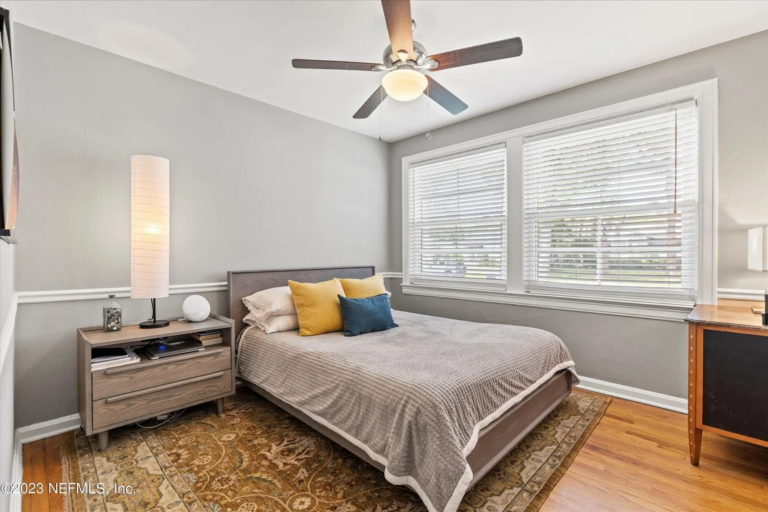 Photo of 1434 PINETREE Road