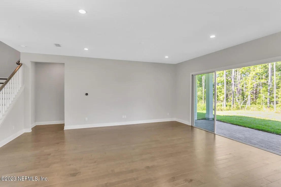 Photo of 557 PINE HAVEN Drive