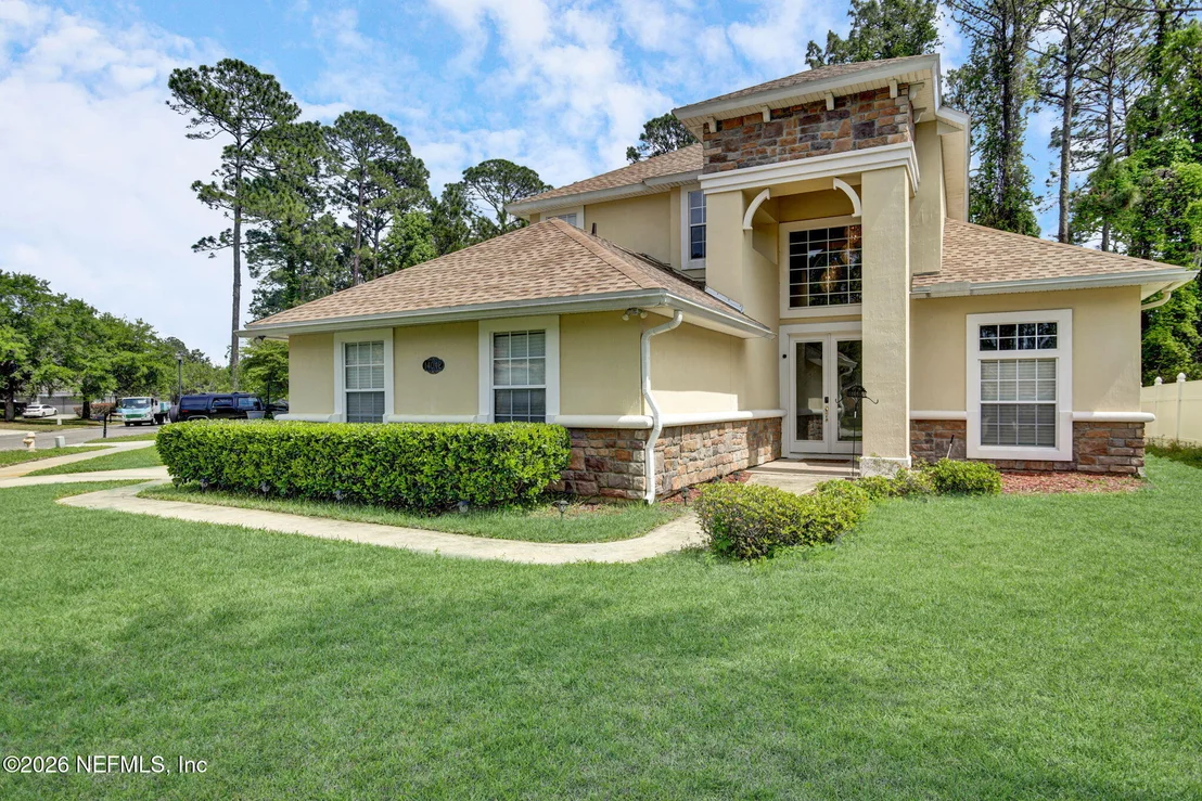 Photo of 14042 DEVAN LEE Drive N