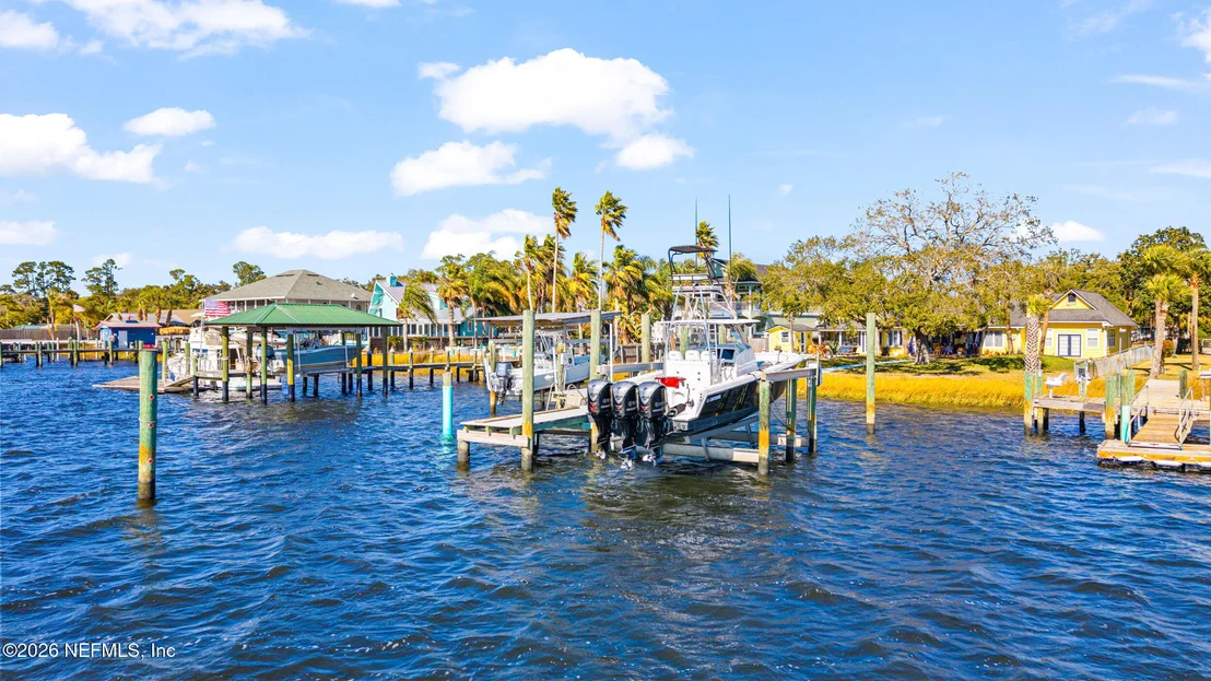 Photo of 5992 HECKSCHER Drive