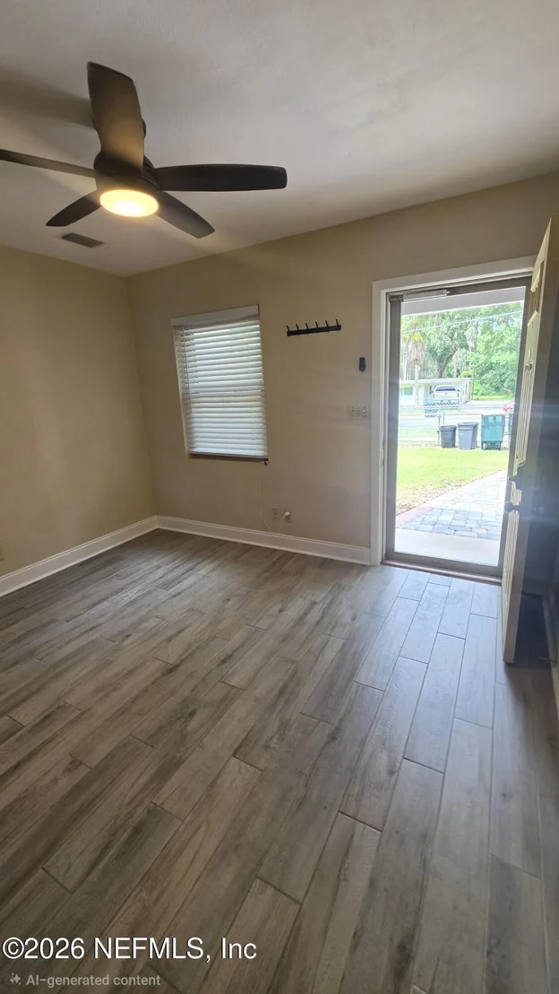 Photo of 3483 FOREST Boulevard