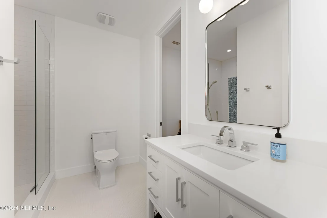 Photo of 469 GOLF VIEW Circle