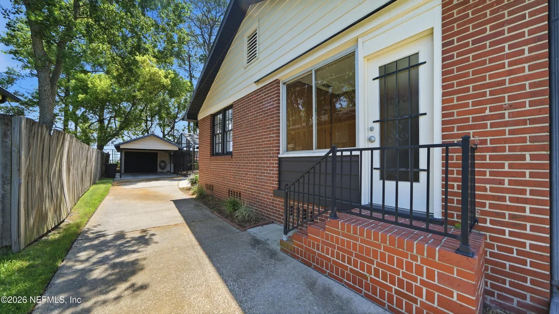 Photo of 821 OLD HICKORY Road