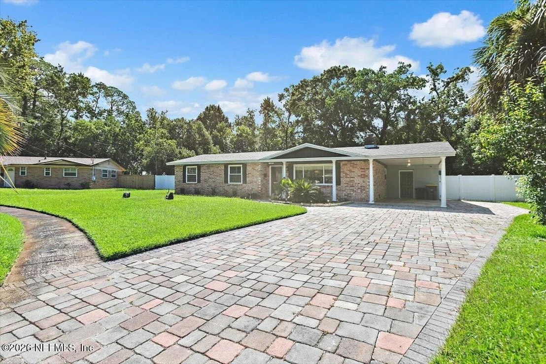 Photo of 5698 WEBER Lane