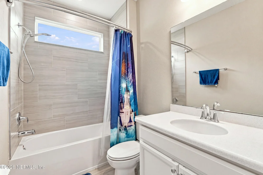 Photo of 559 GLORIETA Drive