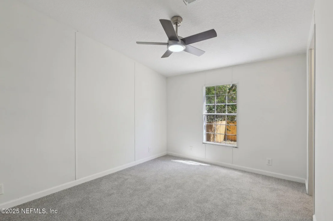 Photo of 606 JACKSON Road