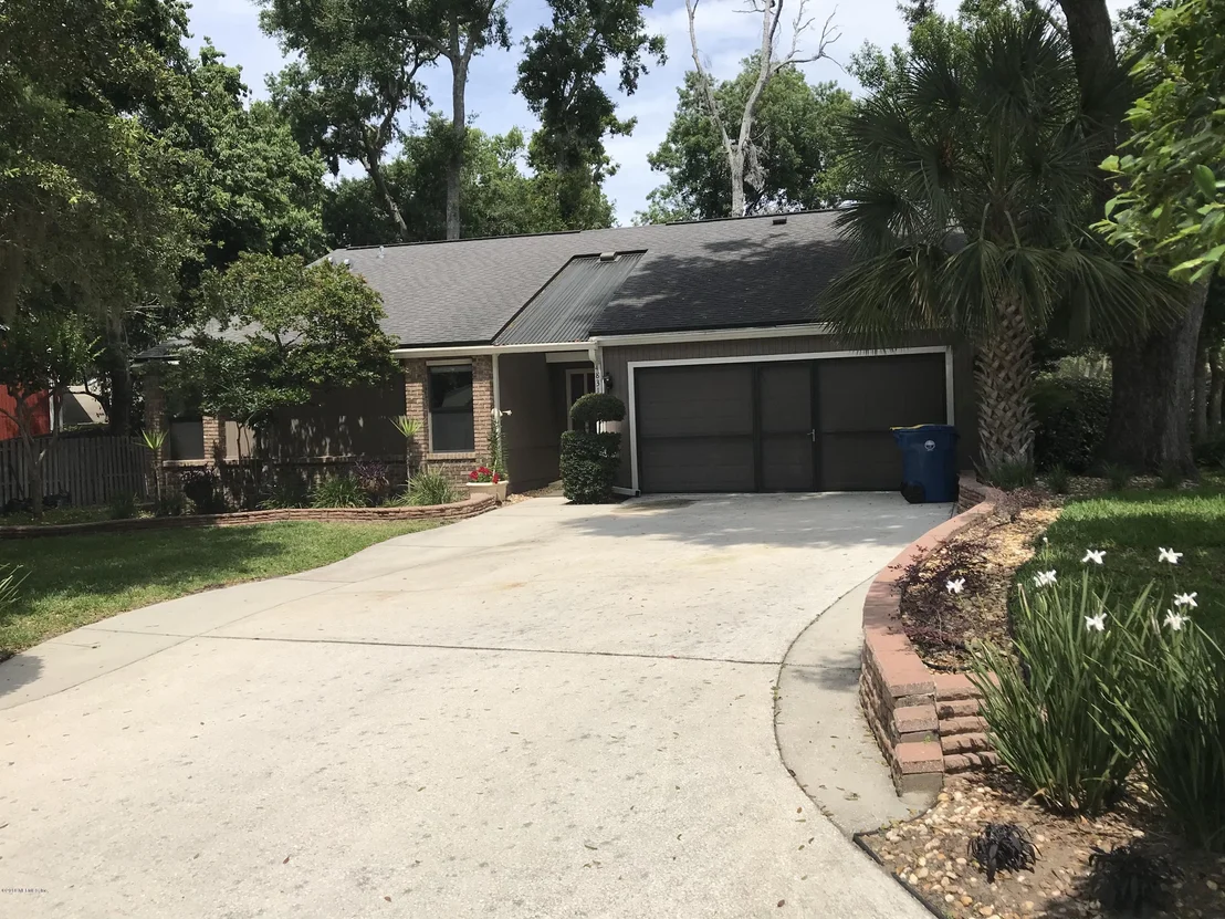 Photo of 4831 BEACON Drive W