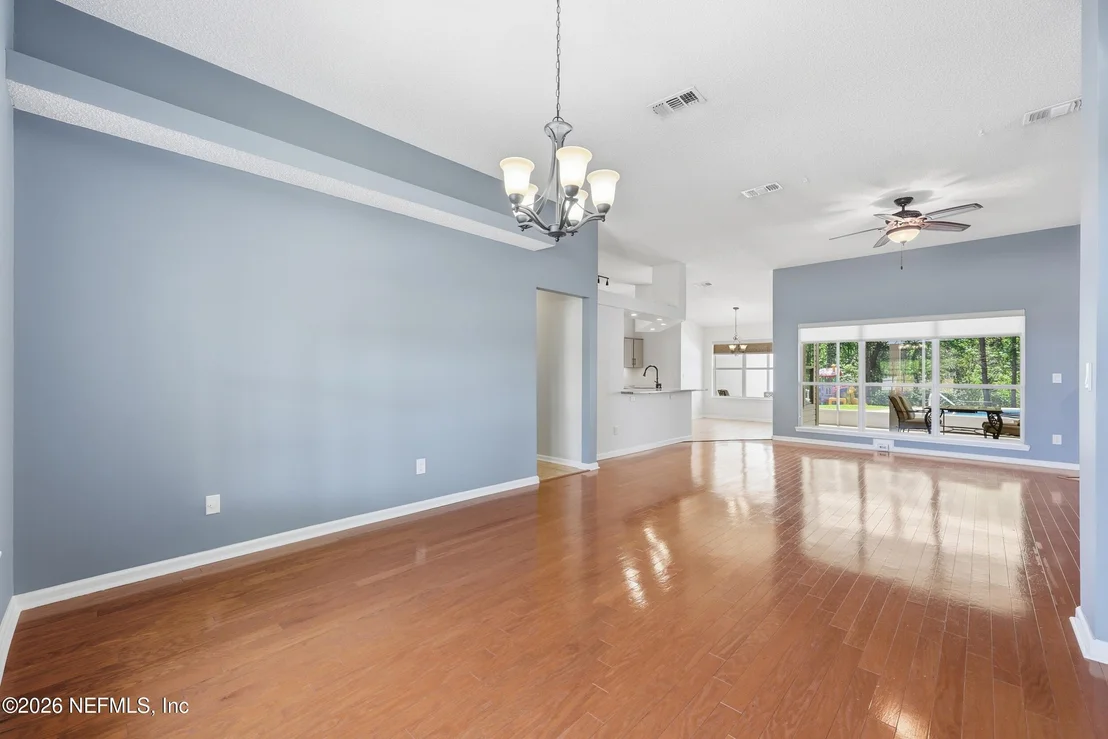 Photo of 3115 FIELDCREST Drive