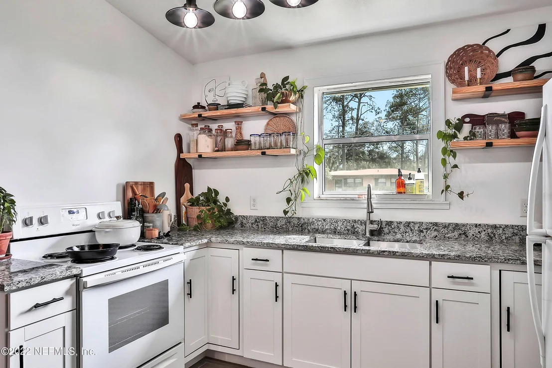 Photo of 4745 SOUTHGATE Drive