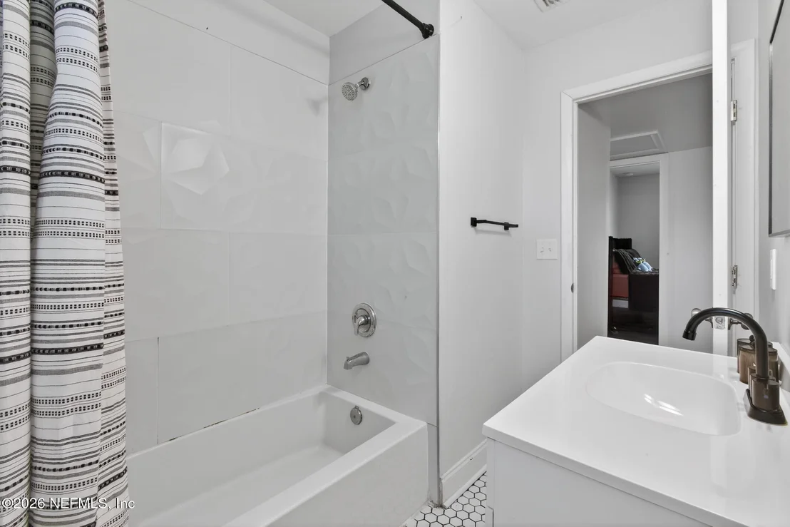 Photo of 6258 ALEXON Drive