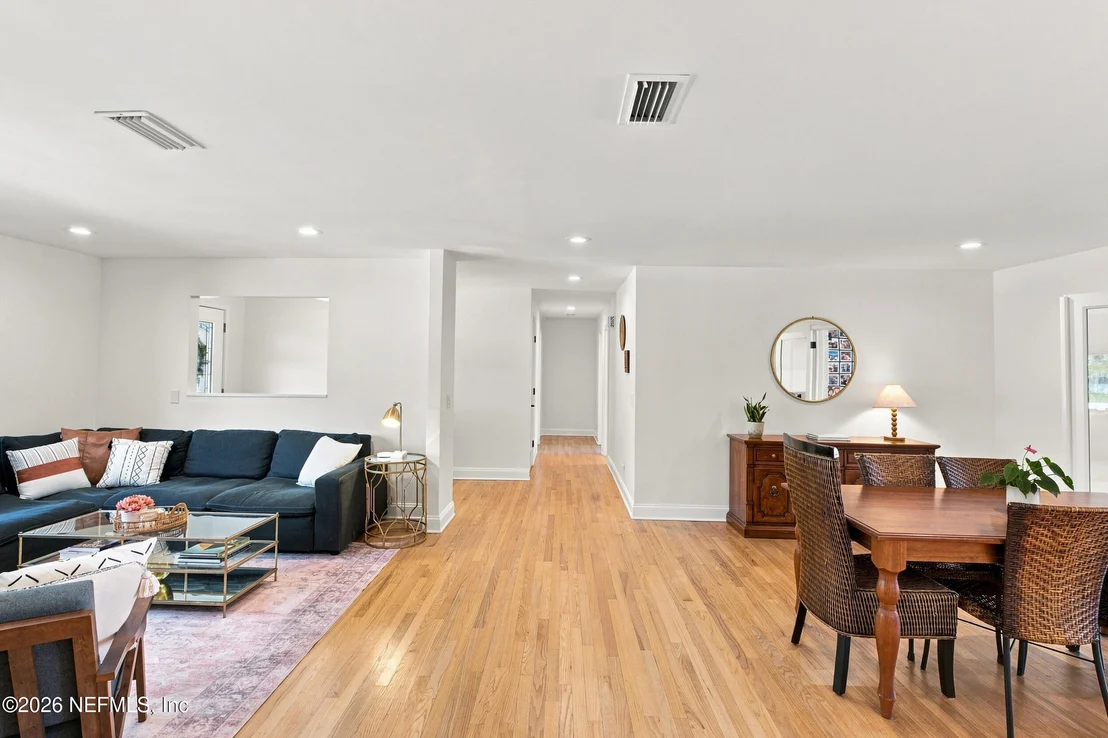 Photo of 5392 HECKSCHER Drive
