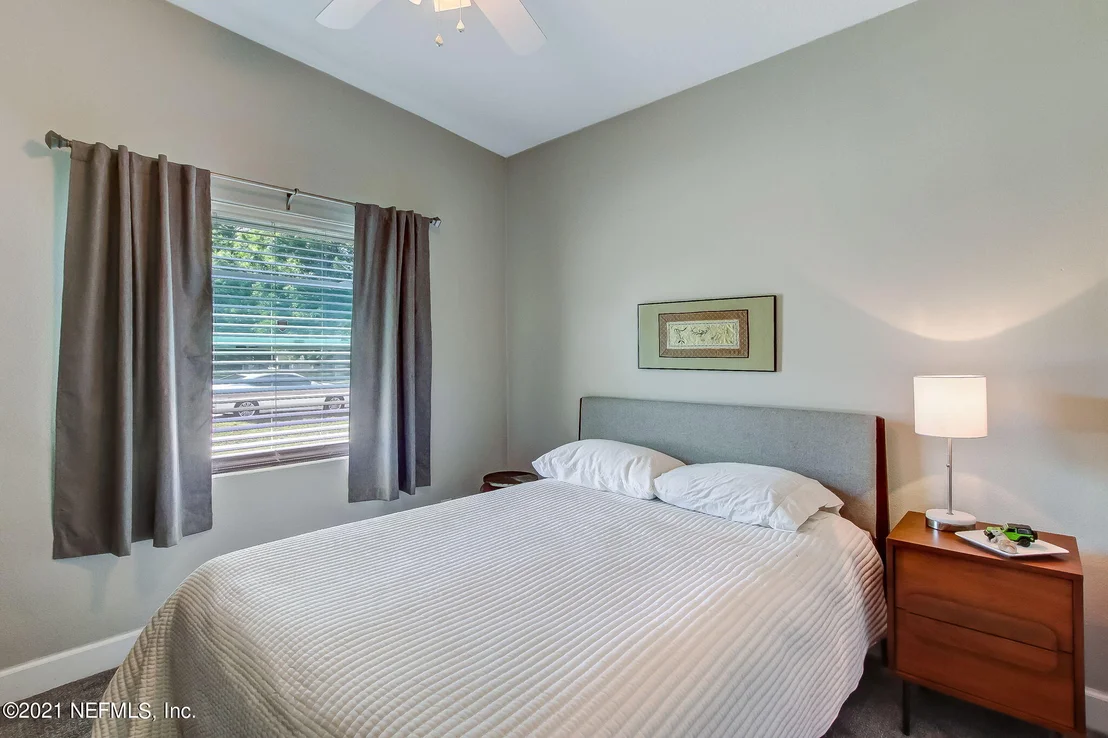 Photo of 2477 COMMUNITY Road