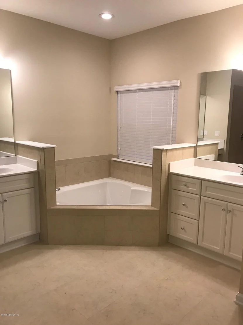 Photo of 13354 CEDAR HAMMOCK Way