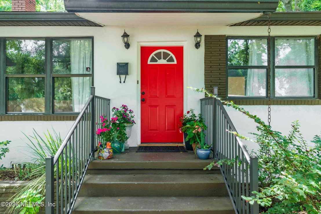Photo of 1738 CLEMSON Road