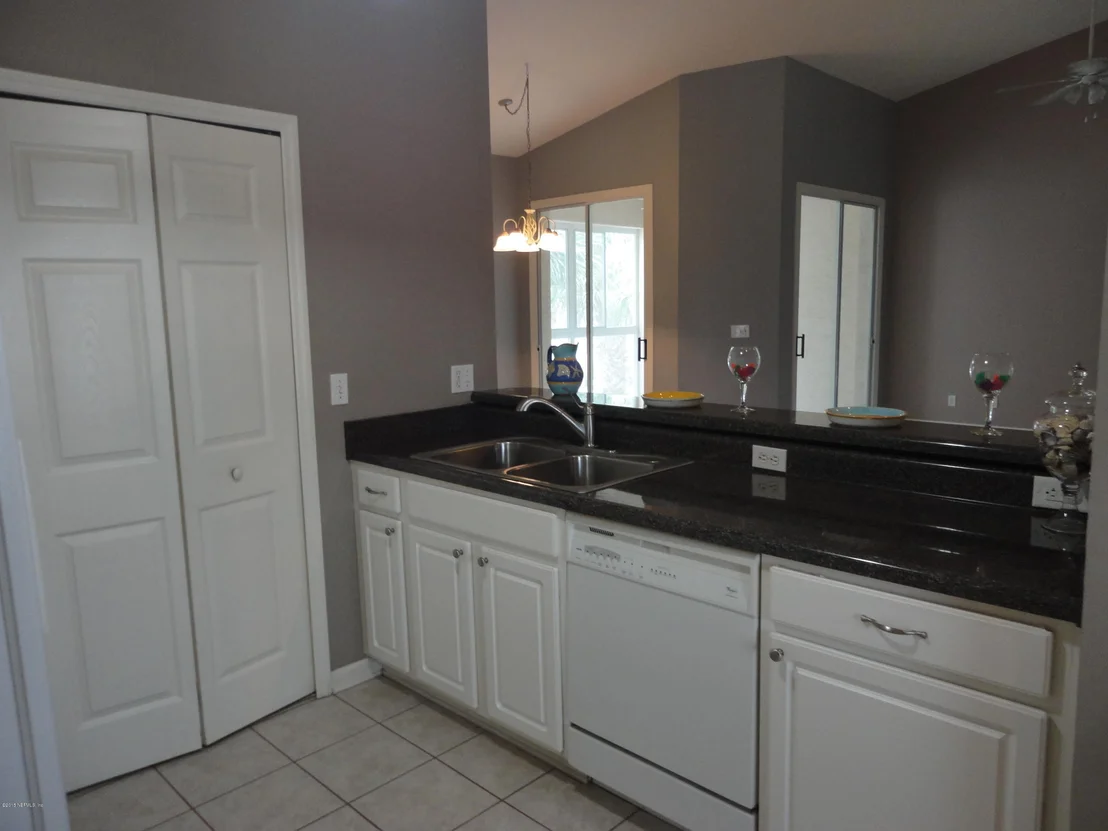 Photo of 203 AUGUSTA Circle