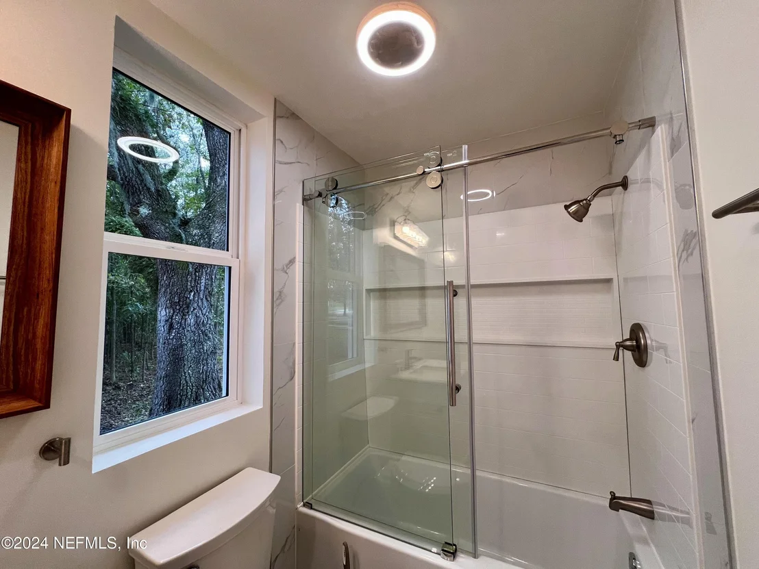 Photo of 9672 SIBBALD Road