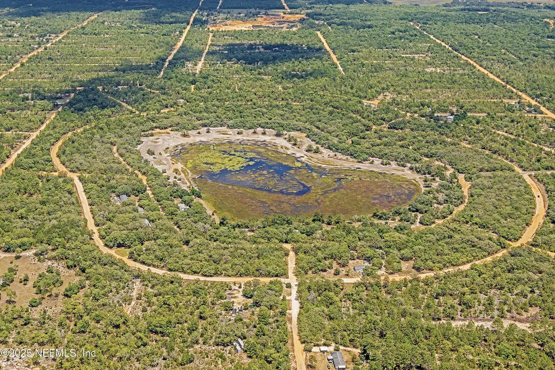 Photo of 120 LAKE LUCY