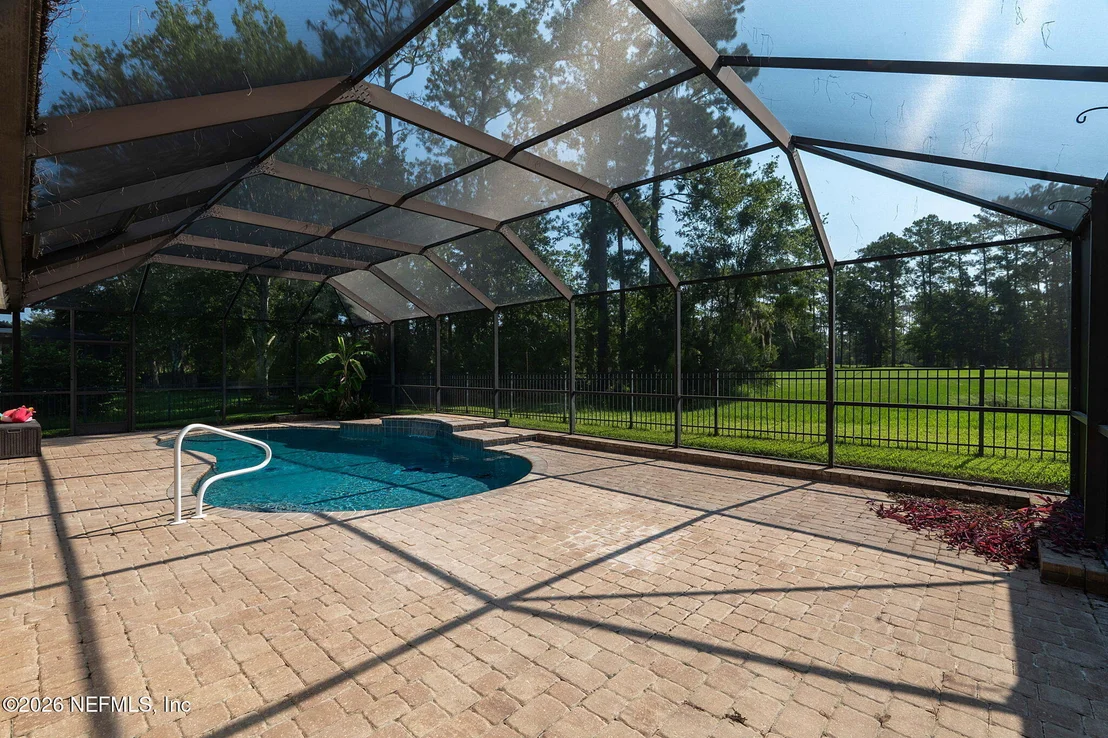 Photo of 2325 LINKS Drive